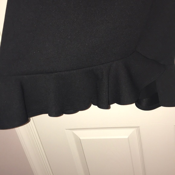 Sunset & Spring Ruffle Hem Bodycon Dress - Picture 4 of 5